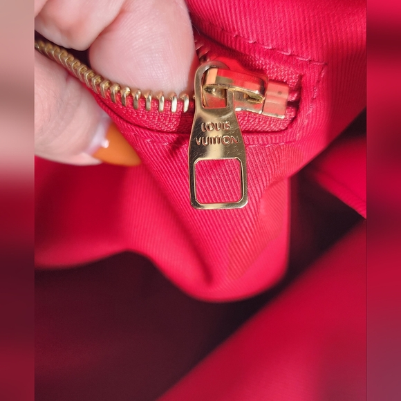 Louis Vuitton Graceful- SOLD! - Picture 14 of 15